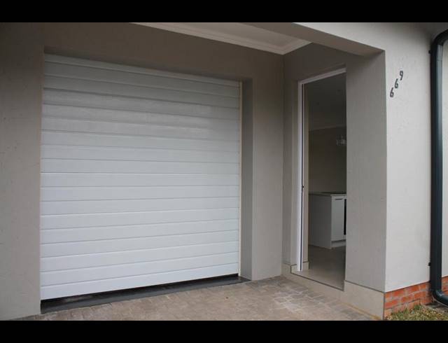 2 BEDROOM PROPERTY TO RENT IN MODDERFONTEIN